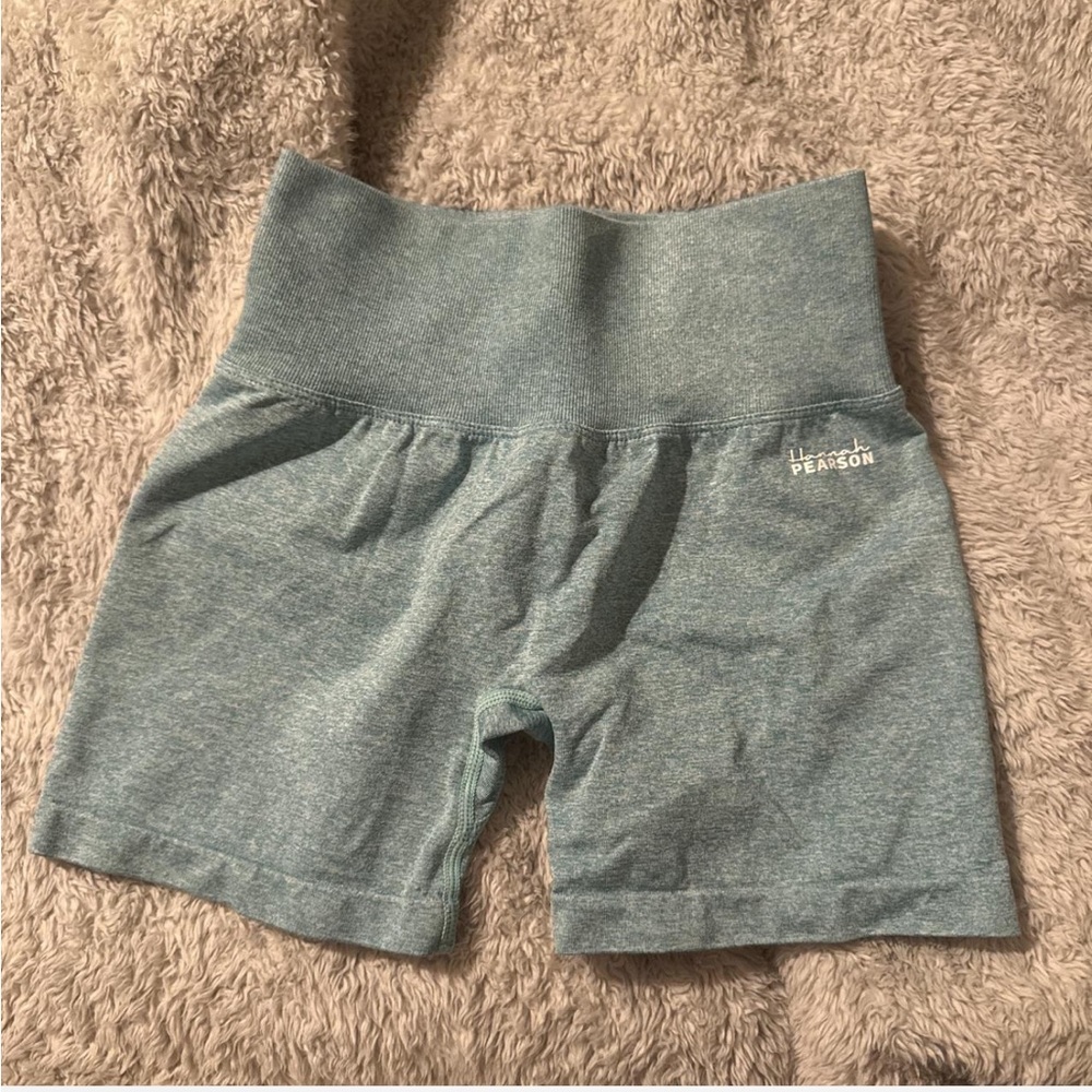 dfyne shorts